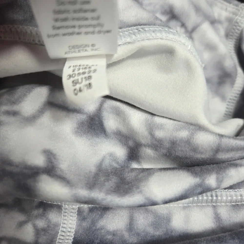 Athleta Girl Tie Dye Crop Leggings Grey White‎ Purple Gym Athletic Size L
